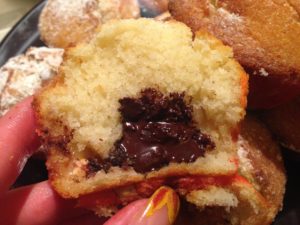 Muffin alla Vaniglia con Cuore Fondente